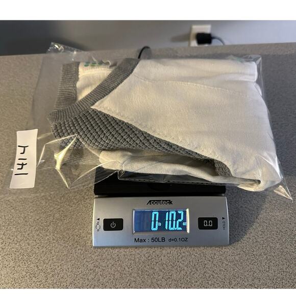 Title Nine Sz XS Full Zip Mobetta 70 Sweatshirt Thermal Sleeves Gray Cream cozy - Picture 10 of 10